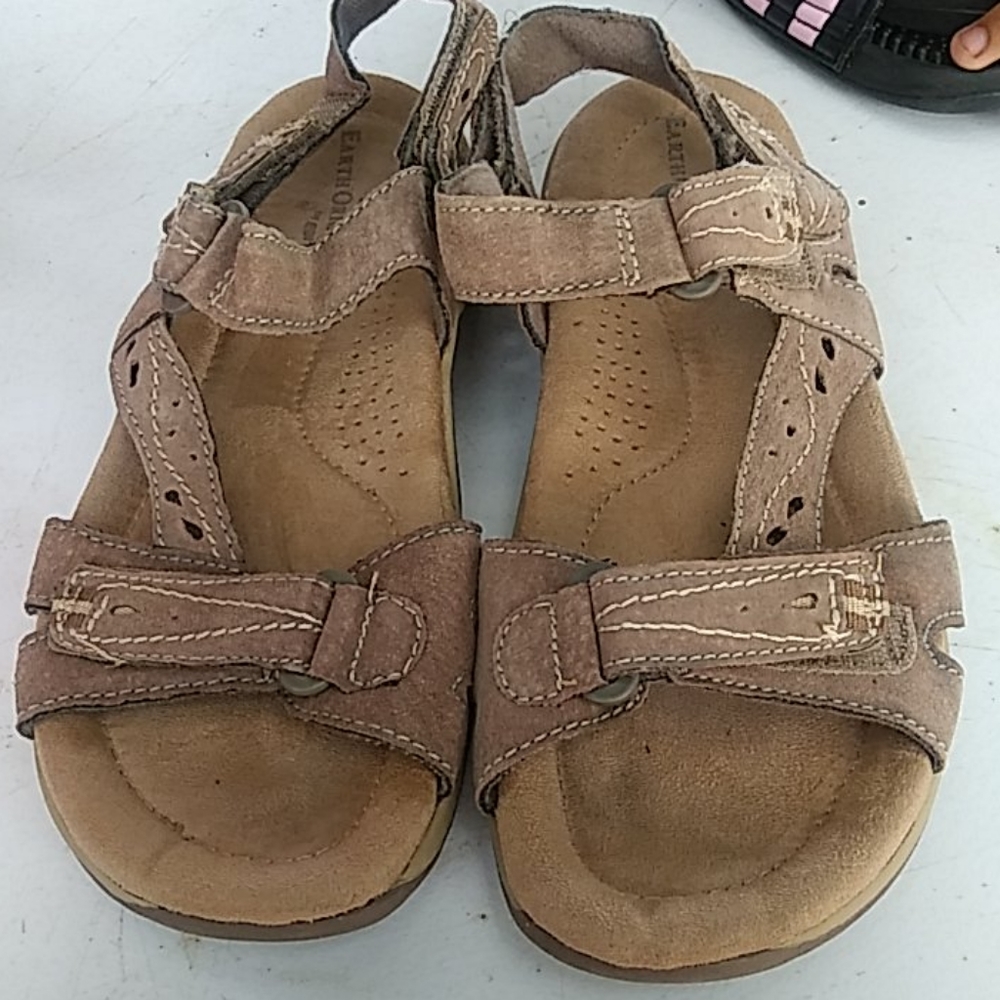 Womens sandals
